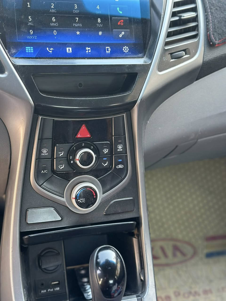 النترا واريد امريكي ٢٠١٦ حادث قطعه وحده فقط الباقي كفاله  سيارة حيل نضيفه
***********
