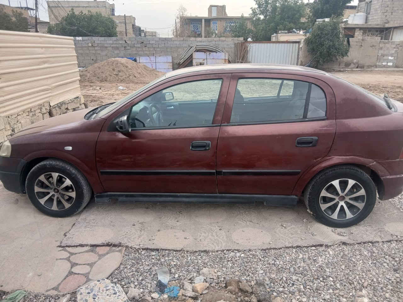 السلام عليكم اوبل استر موديل 2002 بغداد تدفئه تبريد بس الكمبريسر عاطل مكانه بغداد الحسينيه مال الراشدية سعرها 36ورقه ***********
