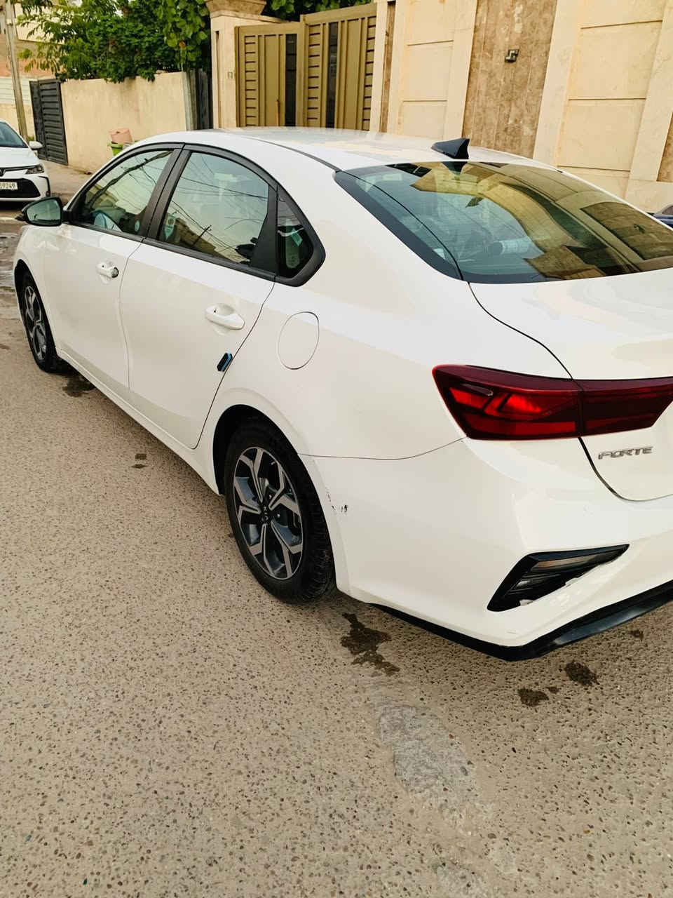 للبيع فورتي 2019 امريكي حادثه فقط
جاملغ وربع البنيد بدون دواخل بدون ايرباك مكينه 2000 دوش مكفوله 
كير سيفيتي السعر 122 
***********
