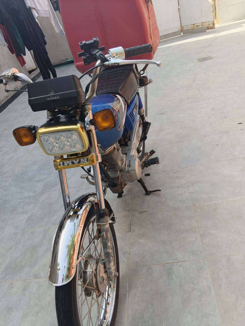 ايراني للبيع أدوات مكفولةالسعر450وبيهة مجال المكان كرمت علي ابوصخير الهاتف***********
