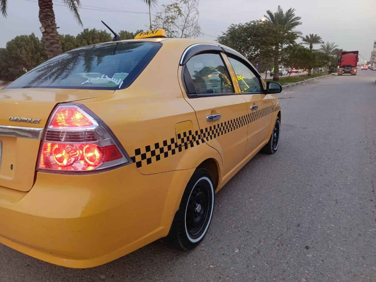 السلام عليكم افيو موديل 2009 سياره مكفوله كفاله عامه ما عدا باب الصندوق بي صبغ محرك حدادية وگير مشروطات هيئه غرامه مصفره سنوية 27 مكاني النجف حي السواق السعر 52 وبي مجال ***********
