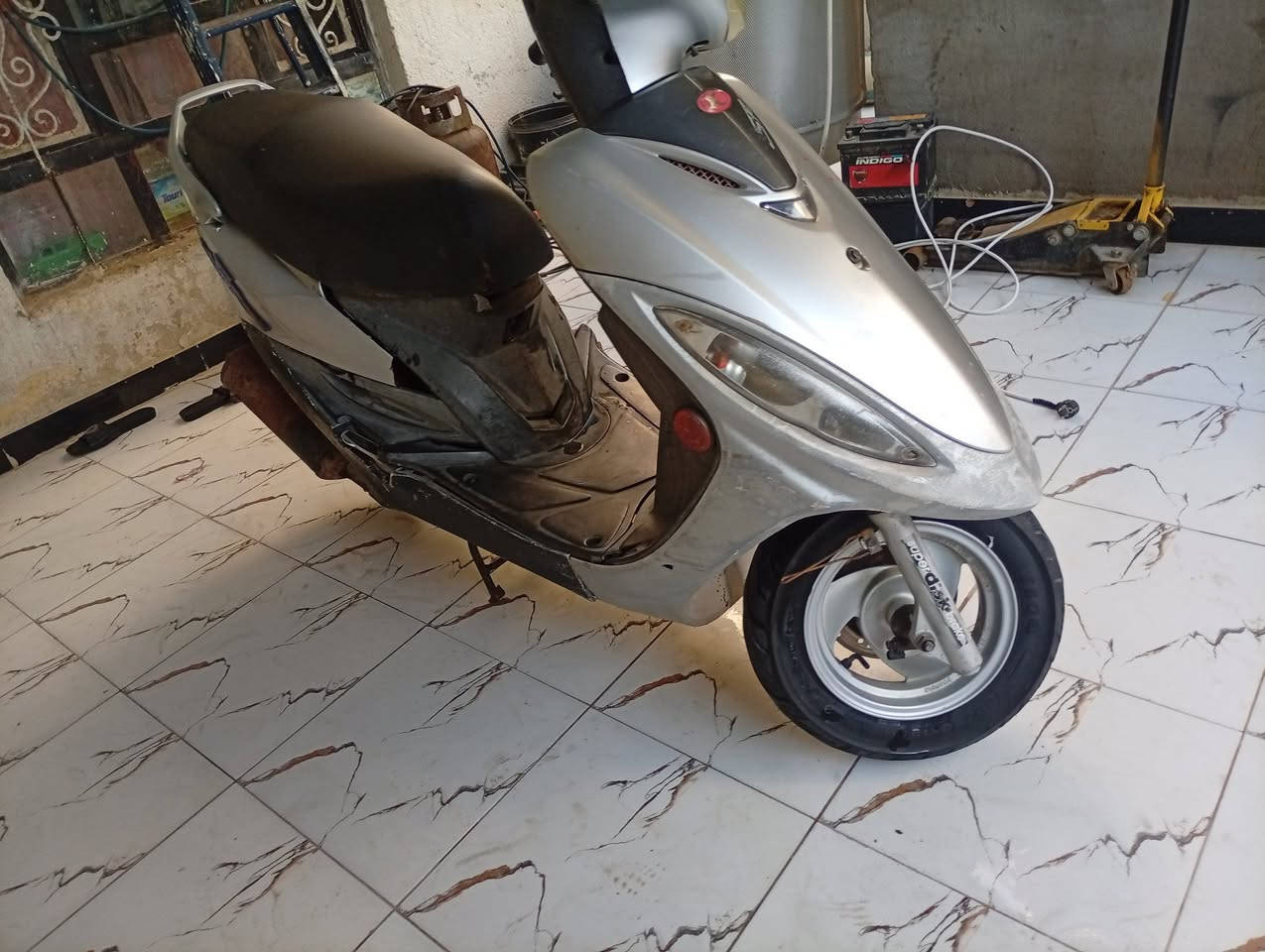 سلام عليكم جي فور جاهزه سلف هندر كهربايات كله شغاله تايرات جدد جاهزه كلش نهضه ومعدل سعره 200 وبيها مجال


**إذا كنت صاحب هذا الإعلان وتريد حذفه لأي سبب، رجاءا أرسل رسالة إلى الدعم الفني**