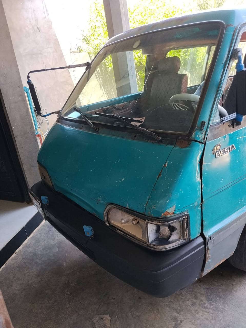 السلام عليكم 
كيا بستا للبيع موديل 93 
سياره كير ومكينه  كفاله خير من الله 
سنويه صاقطه من شهر ال 2 صار سنه ونص
مكان السياره ديالى المقداديه
للأستفسار /***********
او مراسلةة الصفحه
