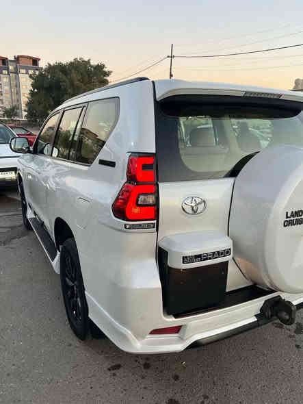 السلام عليكم برادو 2022 VX ساززز ام الضمان مكفوووول
✅السعر 190 ورقة 
سبب البيع عندي عملية ومستعجل 
رقمي *********** وبيه واتساب اذا مغلق لان مرات تغطية شبكة ماكو 

ستة سلندر 

محرك 4000

فتحة سقف 

مري كهربائية وترحيبيه

بلاك اديشسن مميز

4 ويل

شاشة ابل كار بلي 

كامرة خلفية 

حساسات امامي 

حساسات خلفي 

وهواي موصفات 

ممشى السيارة 46 الف كيلو
