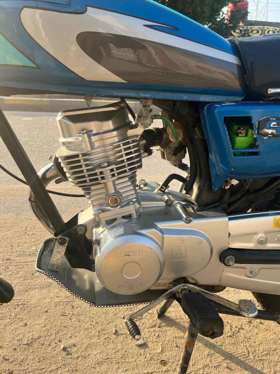 السلام عليكم دراجه للبيع اوراق كامله اصولي موديل 2017 تعمير 2024 مكينة مامفتوحه غراض كلهن جدد مكان ناصرية مركز السعر خاص ***********
