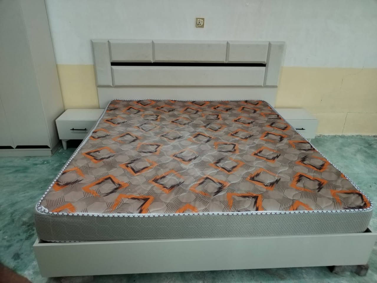 غرفه للبيع نضافه فول سعرها 400وبي مجال


**إذا كنت صاحب هذا الإعلان وتريد حذفه لأي سبب، رجاءا أرسل رسالة إلى الدعم الفني**