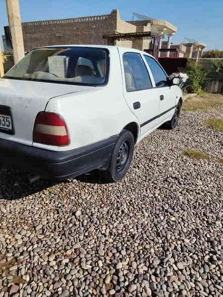 السلام عليكم صني موديل ٩٣سنويه هزه رقم جديد شرط التحويل صدر دبلات جديد كهرباءيات شقال كير محرك شرط بدون صبق السعر ٣٦بي مجال مكان السيارا الشركاط ***********
