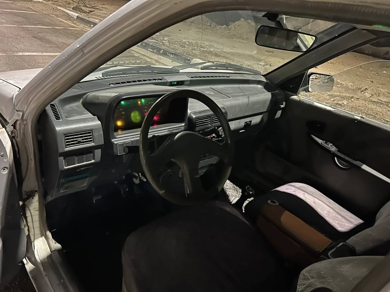 السلام عليكم سايبه موديل ٢٠٠٨مكفوله من الضربه مكينه كير حداديه شواصي مكفوله مصبوغه جماليه هاتف ***********
