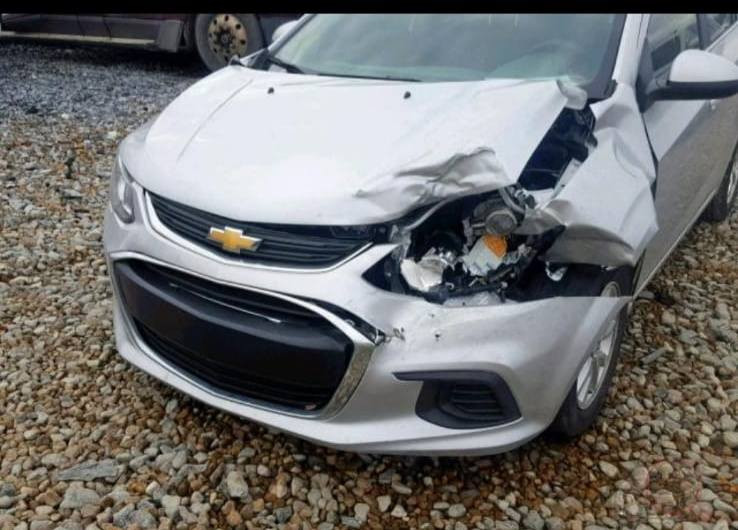 السلام عليكم شوفر سونك 2017 رقم كربلاء بأسمي كير مكينة كفالة  لايت LED  كامره دوارة شاشة كبيرة كار بلي جام اوتو  ماشية ٨٥ السياره جاهزه حتى تبريد شغال وعلى الفحص 
السعر   75 وبيهة مجال عنواني كربلاء/ ***********
***********
