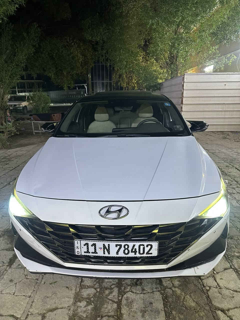 سلام عليكم
النتره موديل 2021 خليجي فول فتحه بصمه تشغيل عند بعد جنطه ذكيه اشاره ترحيب باليدات مري شفط مكفوله كفاله عامه سياره بلاديه  كير محرك تبريد كله شغال بس بيه شخط بالجاملغات الاماميه والبنيد بسيطه  بسمي السعر 160 مكاني كربلاء ***********
