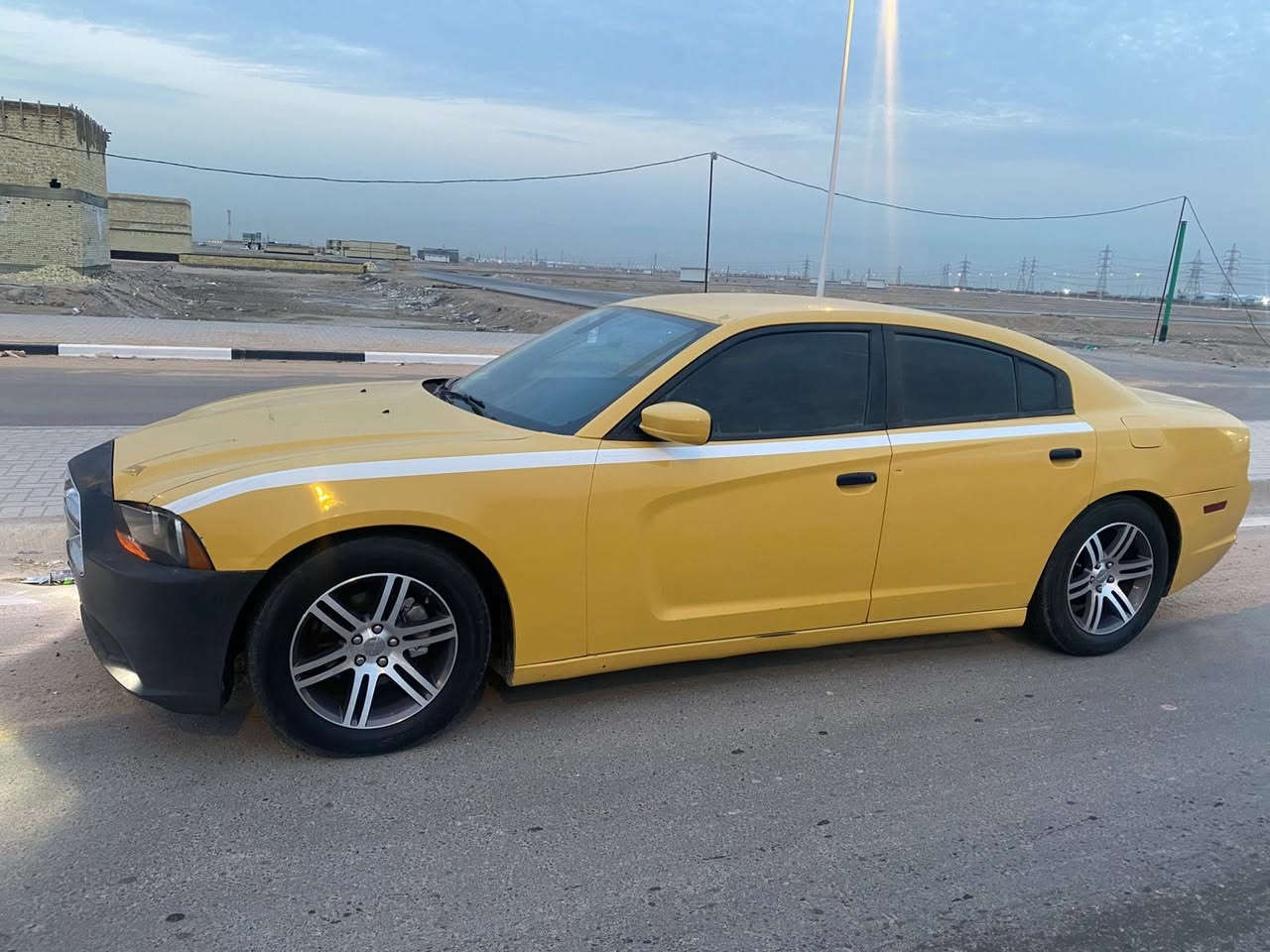 السلام عليكم جارجر ادوات  ادوات ادوات مديل 14 مكينه 6300 كير طياره حداده فوك ال 80 تبريد بس غاز تخم تاير  كفاله من الكص والسرقه والعشائر رقم الماني بغداد  سنويه تنتهي سنه 28 (فقط ربل عربانه الوره تعبانه +الجاملغ الوره صفحة السايق طاك تاير ومرجعينه عالبارد بس من الابطانه ماملحونه ) سعر 55 وبيهه مجال ***********1
