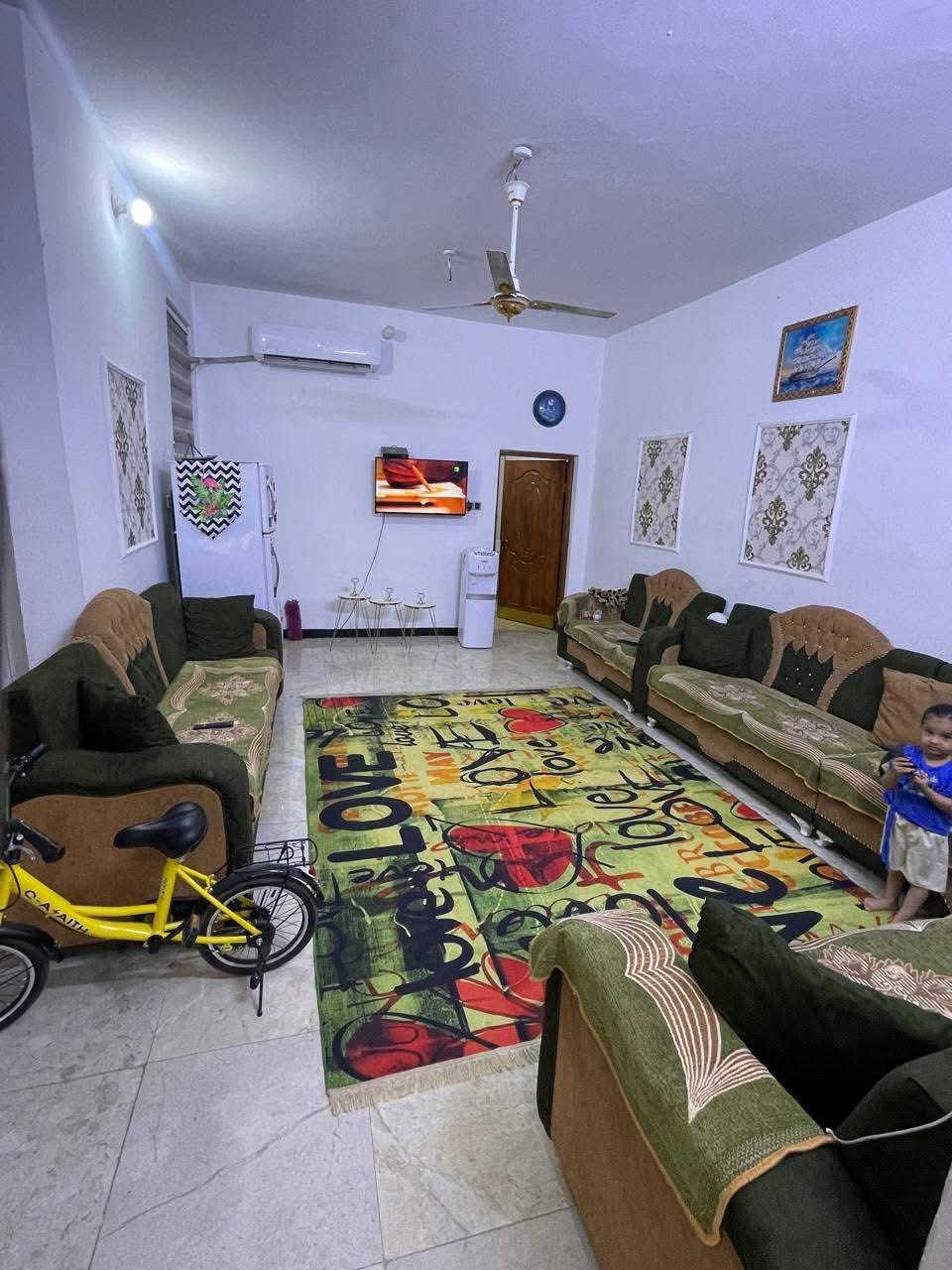 دار للبيع 125 متر طابو صرف 

 حي ميسان قطاع 84 منطقة الشريط عرض الشارع 15 متر 

البناء كونكريت مسلح

الطابق الأول / غرفة وصالة وأستقبال ومطبخ وصحيات داخلية وخارجية
الطابق الثاني / غرفة وصالة وصحيات

السعر 145 مع المجال. ....D

للاستفسار *********** مكتب القلعة بحي ميسان
