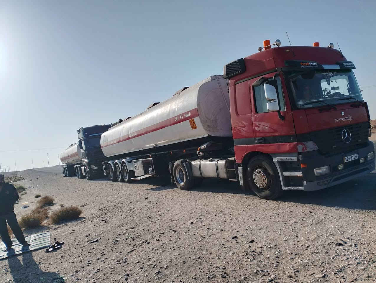 اكتروز ميكه للبيع موديل 98 محور طويل 8*محرك 48جاهزه سلامه جي بي اس كلشي جديد سنويه 29رقم نينوى انكلش حالين محمله بيلر شقاله كربلاء للبصره السعر المطلوب 3/25ثلث دفاتر وربع ***********وتساب أو اتصال
