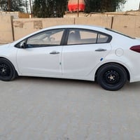 سيراتو • ٢٠١٧ • مبدل جهة السايق