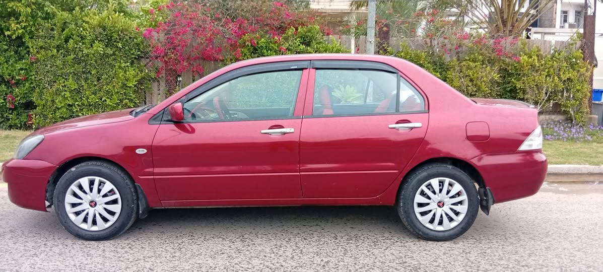 سلام عليكم لانسر مسيوبيشي 2010 شركه العامه السياره مصبوغه عام جراد وبيه ضربه يم باب الصدر فقط كير محرك 1600 تبريد صدر تخم تاير جديد سياره مناقصه اي شي ارقام جديده الدولي سنويه 2030 السعر 85 وبيه مجال انش الله مكاني العامريه رقم الهاتف *********** آسيا *********** كورك
