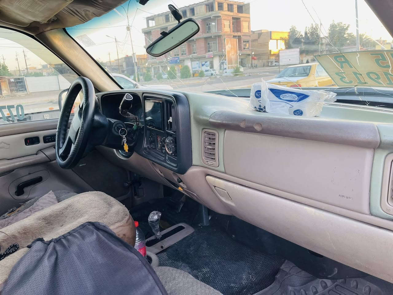 السلام عليكم سلفرادو 2003سياره جاهزه مرسمه كرين بالسنوية سعر 115بيه مجال ***********
