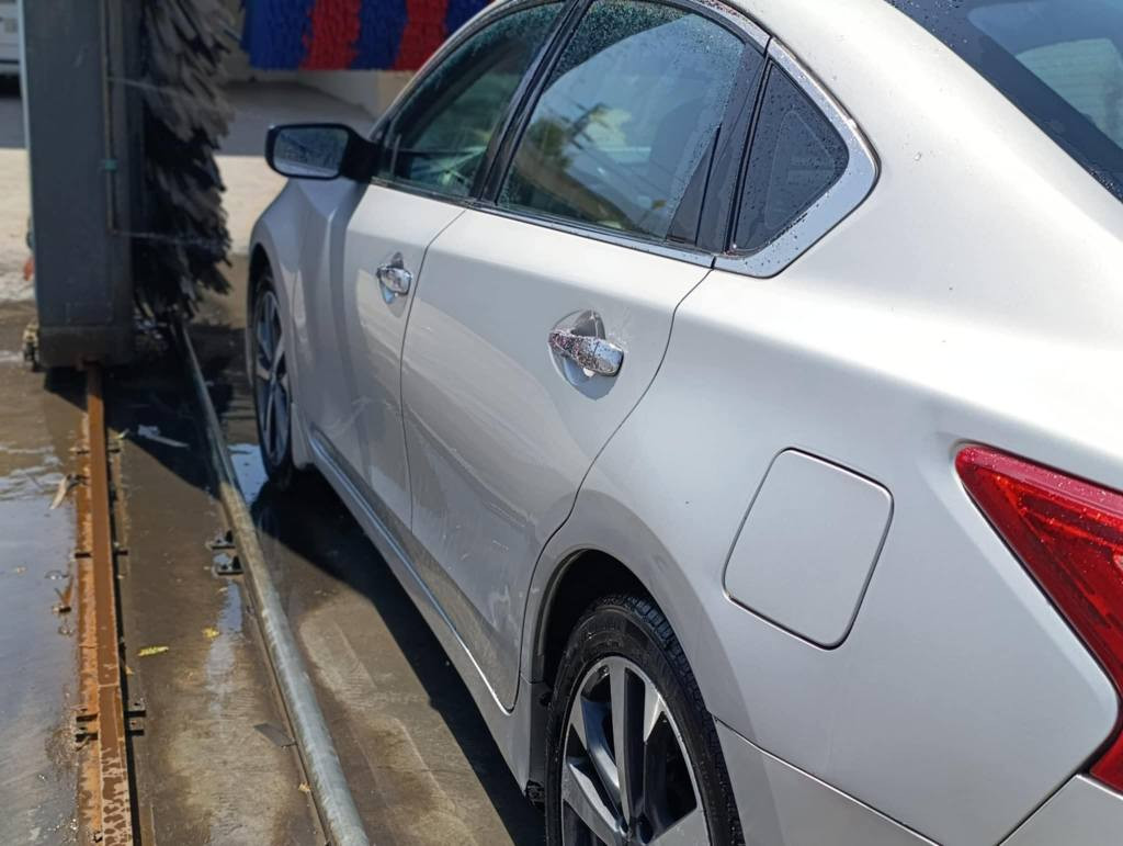 بەناوی خوای گەورە 
نیسان ئاڵتیما 2016  ئەمریکی ڕەقەم سلیمانی بەناوی خۆمەوەیە سەنەوی تاکو 2030تازەکراوەتەوە ژینگەی دراوە مواسەفات SR شەفتی گێڕ سوکان ڤۆلیۆم و تەحدید سورعە  تەبریدو گەرمی بەشەرت لەسەرسویچ چوارتایەی لۆکی لەژێرە بێ بۆیاخ بۆیاخی ئەمریکایشی نیە  75هەزار مایل حەقیقی ڕۆشتوە ڕۆنی مەکینەو هایدرۆلیکی گێڕی تازە گۆڕاوە سەیارەکە لە ڕەسمەکان جوانترە سعری 118$و معامەلە شوێن دربندیخان تەلەفون بکە *********** دار بنديهكان, السليمانية
