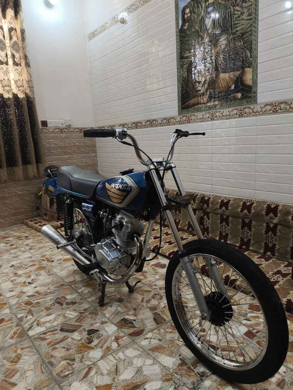 السلام عليكم
دراجه اربعه كير اصولي للبيع شاصي مديل 18 وكيله العارضي مكينه 25 نامه شلامجه ما مفتوحه عده التفيلس الدراجه ما شاء الله شلعه ومعدل غراضهه كله اصلي كشن جديد تانكي جديد صالنصه جديده مكينه جديد كله دهن موتل ويل سيامه عدل جديد مال جناي سعر الدراجه 825 الف وبيهه مجال للطيبين المكان نجف رقم ***********
