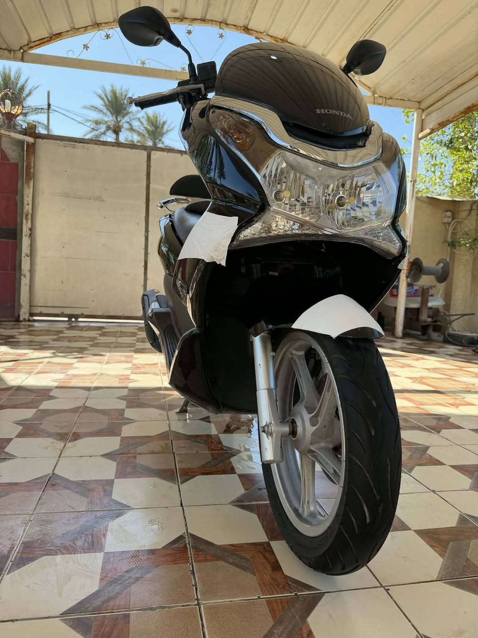 سلام عليكم
دراجه بي سي اكس جيل اول 
الدراجه فول مواصفات  F1.قليل من هيج فئه  دراجه منزله على يدي يعني على وضع المزاد طالعه من كلشي وكلاشي لاستفسار اكثر اتصل ‏‪***********‬‏ العنوان بابل محاويل مكلف بلا نشر
