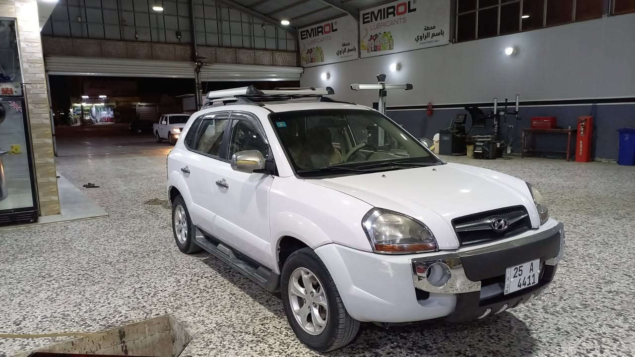 توكسان ٢٠١٠ 
لوحات كركوك مميز . 
خليجي وكاله بدون ضربه او حادث 
سلايد .
*********** الرمادي, الأنبار
