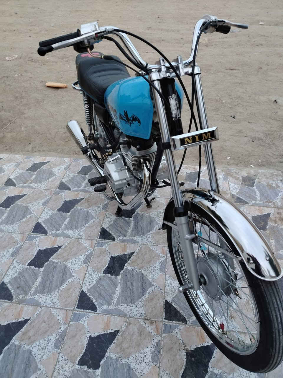 السلام عليكم شباب دراجه كلك للبيع موديل 21 ما مفتوحه السعر 500 قفل مكاني نجف حريه ***********
