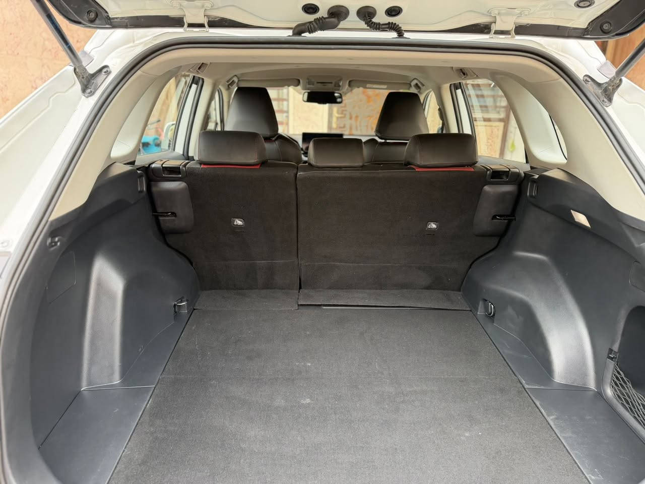 رف فور خليجي عبد الطيف مديل 2023 ماشي 42000 رادار امامي تحديد مسار الكراسي جلد احمر حساس. الرقم +964 771 383 4168
السعر 21.800


**إذا كنت صاحب هذا الإعلان وتريد حذفه لأي سبب، رجاءا أرسل رسالة إلى الدعم الفني**