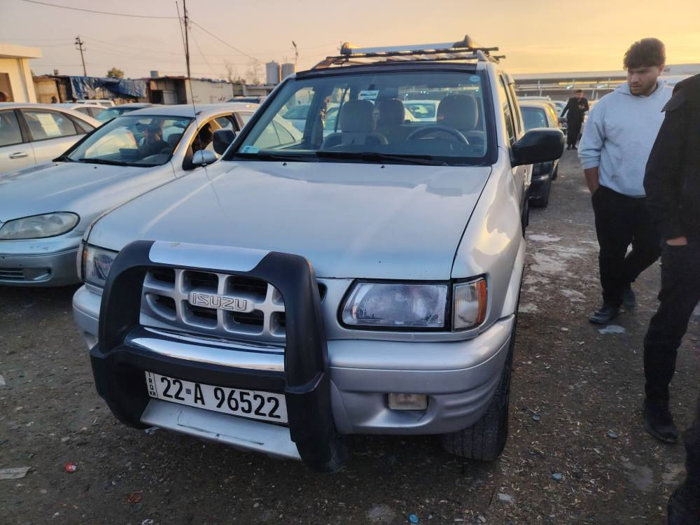 اسوسه للبيع موديل 2000  سنويا جديد   مكينه وه كئر شرت مكينه بةضه ؤتؤماتيك تبريد شرت  سعر65  بيهه مجال   عنوان كركوك بنجاعلي  *********** كركوك, العراق
