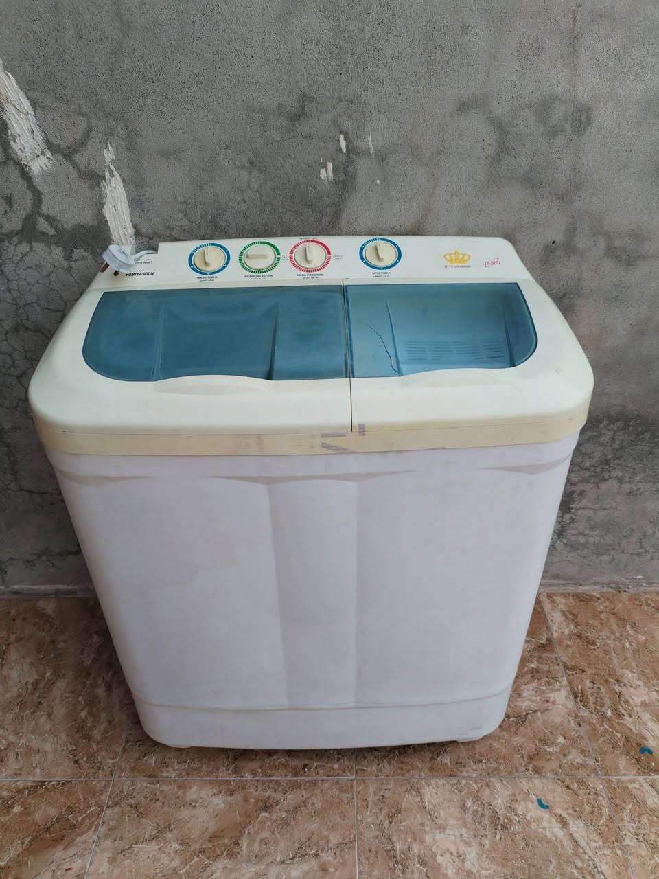 غراض بيت للبيع تواصل واتس اب ***********
