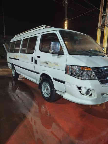 السلام عليكم
للبيع فتون  2015  السياره جاهزه من كلشي  مكينه ففتي كير اوتوماتيك  تخم تاير صدر 

جاهزه من كلشي عليهه غرامات  السعر  55 ورقه اخوان مكلف بل نشر اتصل للاستفسار ‏‪
‏‪0784 233 9955‬‏ مكان السياره بغداد
