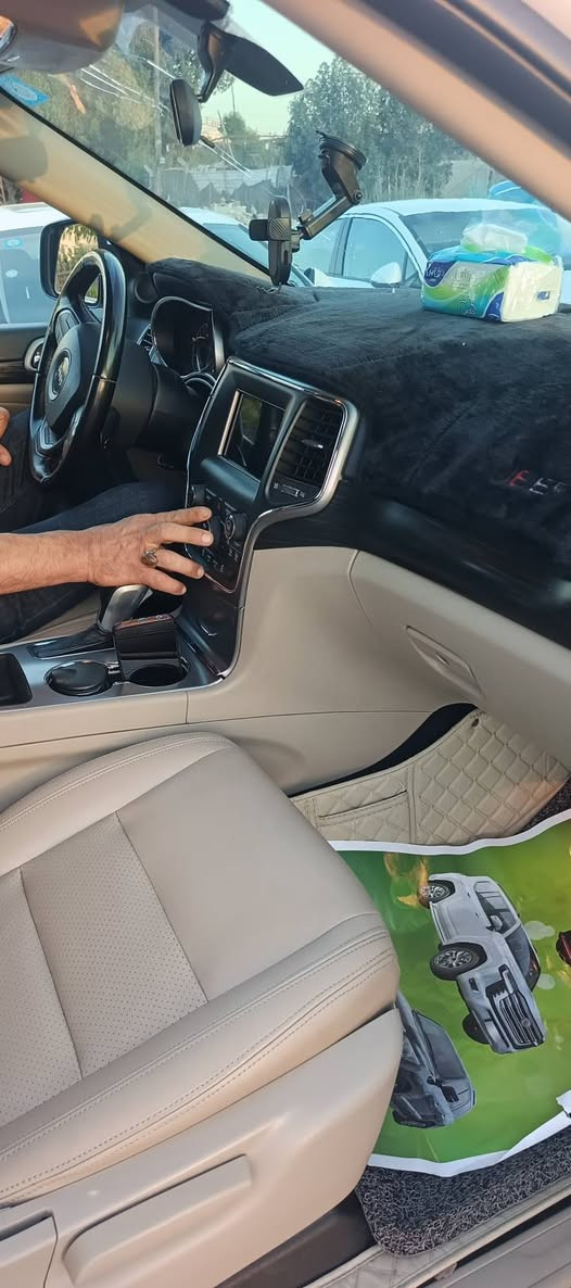 السلام عليكم جيب لاريدو ٢٠٢١ ابيض وارد امريكي نص فول رقم بغداد الاتصال ***********
