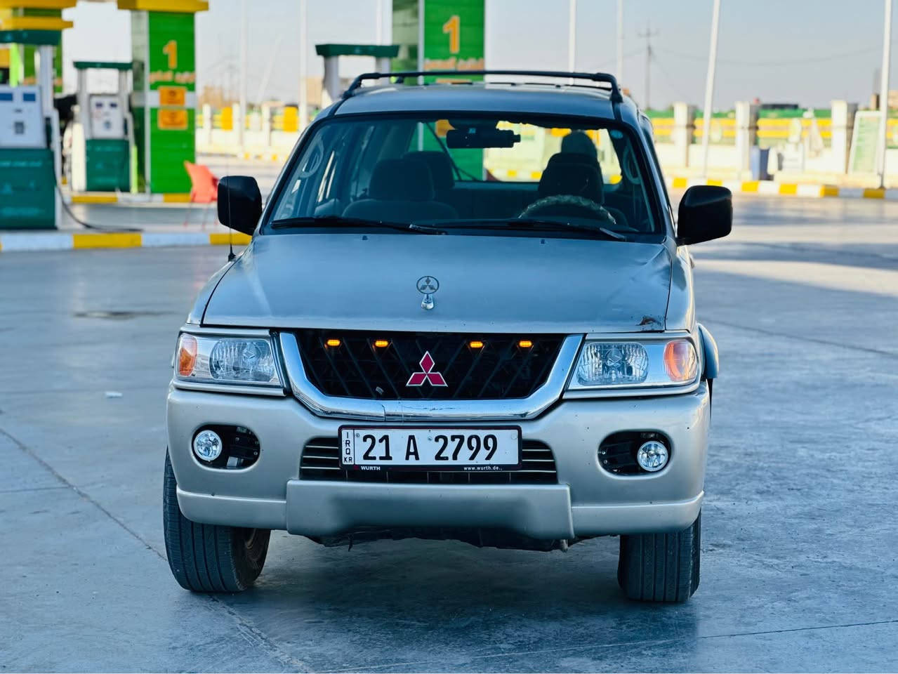 ناتيفا موديل 2000 
رقم اربيل سنويه 28
السياره جديده بلاديه على وضع شركه مابيها نقص
تبريد ثلج/مكينه جديده/دواخل جدد/تخم تاير/صدر امامي خلفي/كهربائيات جدد
بيها جاملغ مبدل فقط وبارد شبر بلبنيد موجود فديو موضح كل تفاصيل سياره
مكان السياره واسط الصويره
السعر 59
*********** الصويرة, واسط
