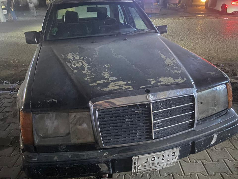 سلام عليكم سيارة مارسدس للبيع محرك فيفيتي فيشة وحدة مديل1993 سعر انتصل ***********
