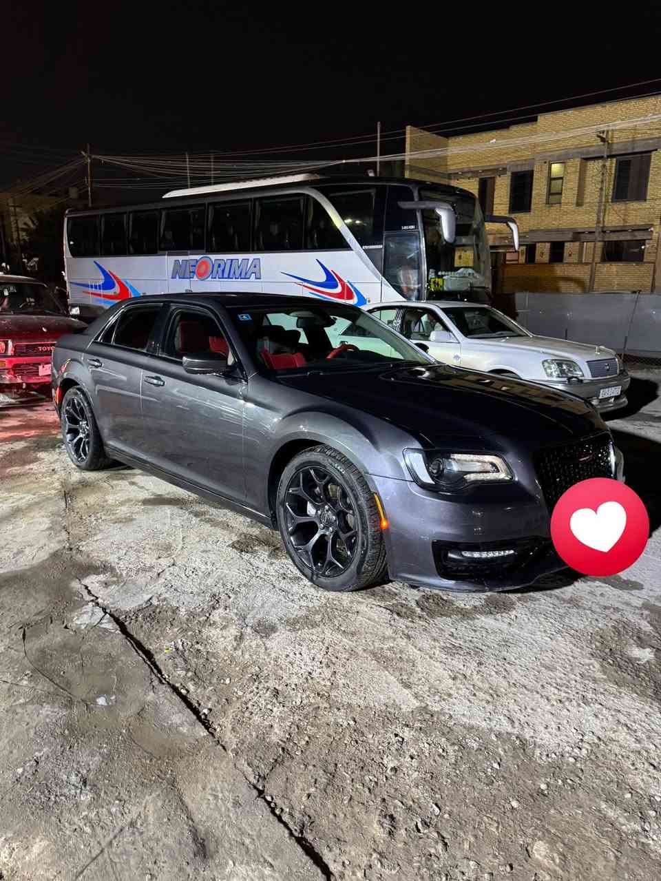 السلام عليكم ، اوباما 300s ومعروف شنو مواصفات الS معلاية 19-  22  (تسجلت بقرار المرور الجديد ١٠٢ وكملت معاملتها )   ماشية 68  حادثها من امريكا جاملغ سايق …. وهنا بالعراق انضرب الجاملغ عكس السايق ضربه  خفيفة بدون دواخل  صار بي صبغ تقريباً شبر ، السيارة نظيفة واستخدامها داخلي 
للتواصل  العنوان : ناصرية مركز 
السعر : 210 وبي مجال بسيط 
متوفر اتصال و واتس 
***********

