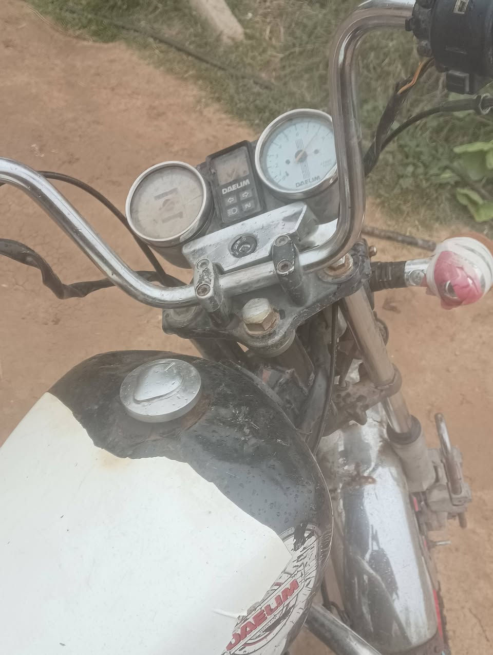 سلام عليكم للبيع موطور دايلم ابتر محرك وكير جديد تخم تاير سعر 350وبي مجال كهربائيات  كلها مكاني صلاح الدين الطريشه رقم الهاتف ***********
