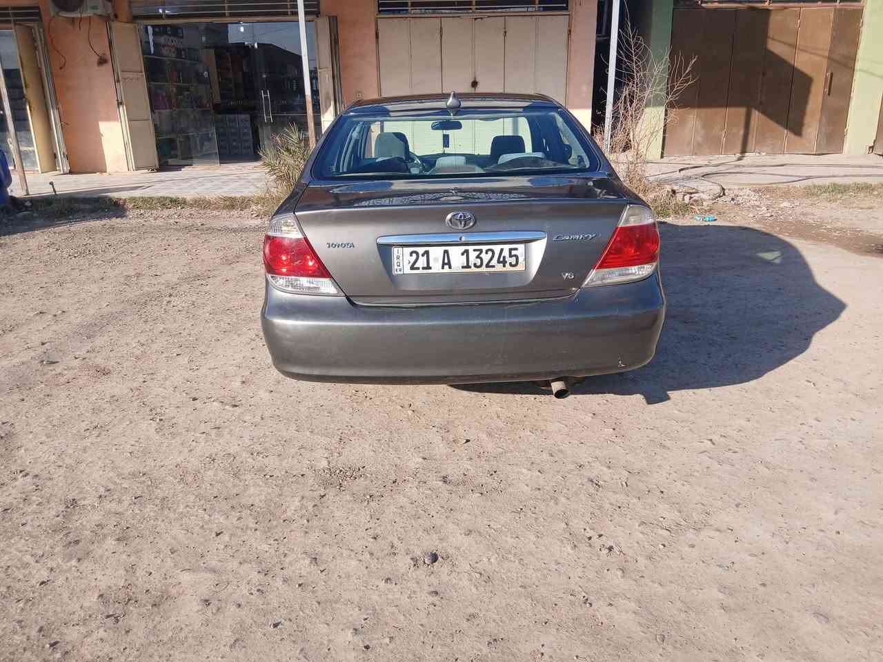 سلام عليكم  عندي هاذ كامري مديل 2005رقم انكليزي وصبق حزام   الي يريد يتصل علا هاذ رقم ***********العنوان صلاح الدين قضاء الضلوعيه
