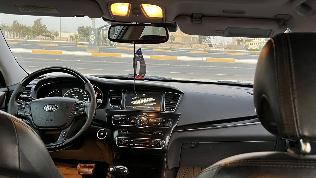 كيا كادينزا موديل 2015 للبيع مواصفات الفول بيه قطع صبغ اثرجراد ابيع احزام سعرها 118 $ 
للتواصل واتساب ***********
