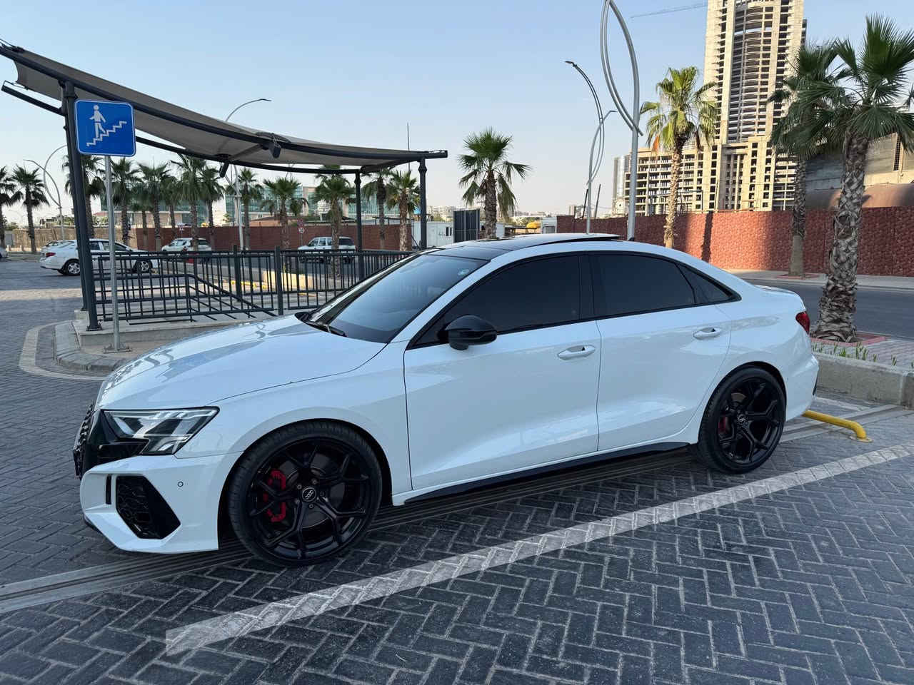 Audi S3 Quattro 
موديل..٢٠٢٣
ماشي سارة..٢١,٠٠٠ كيلومه تر 
سياره موصفات كه ندي سياره ٧ قطعه صبغ بدون ارباگ سياره كلش جديد بدون اي مصرف سياره ره قم اربيل مكان اربيل 
💸💸💸175$💸💸💸
📲*********** أربيل, العراق
