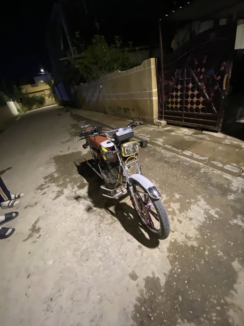 سلام عليكم دراجه سيفا البيع موديل 24 طلعه من معرض سيزر  دراجه كفله عده صينينه مال زنجيل الشراي يتواصل عل رقم *********** مكاني ديالى تقاطع القدس
