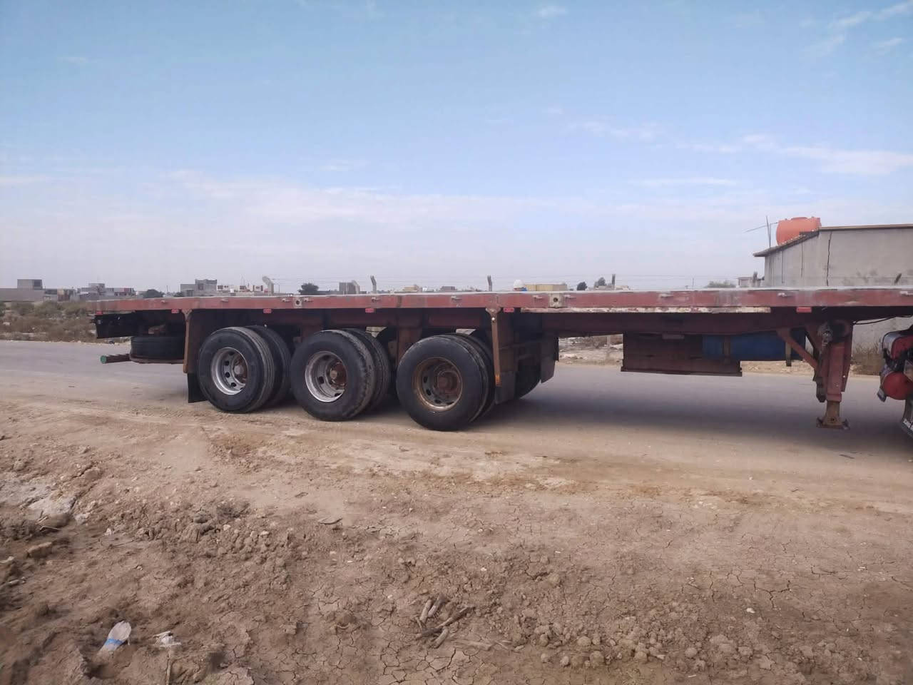 عربانه فلات لبيع اوربيه مجوز بلاد شريط صيني  جديد***********
