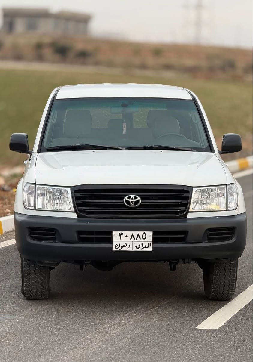 ١٣٢ وةرةقة 😱  ١٥ وةرةقة غةرامه 

مونيكا ٢٠٠٣ فول عادي پيش ئةكسل گيرو مةكينةي بةشةرت اكسل و دةبل اكسل بةشةرت توند و تؤلي عةينة و كلاج بةشةرت ٤ تاية و ويلي ١٦ ي سفرم تازة بؤ بةستاوة سةيارةكة دةعامي بو دةعامي وةك شةريكة ماوة بوياغ لةسةر شويني لةزگة حيزام كراوة بي دةعم و ليدراي سةقف و ناو شان بةشةرت پيش و پشتي كةپسة 

سعري// ١٣٢ وةرةقة
شوين// كؤية 
*********** كويسينجاك, أربيل
