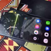 شغال • شاشة تلمس • خطين