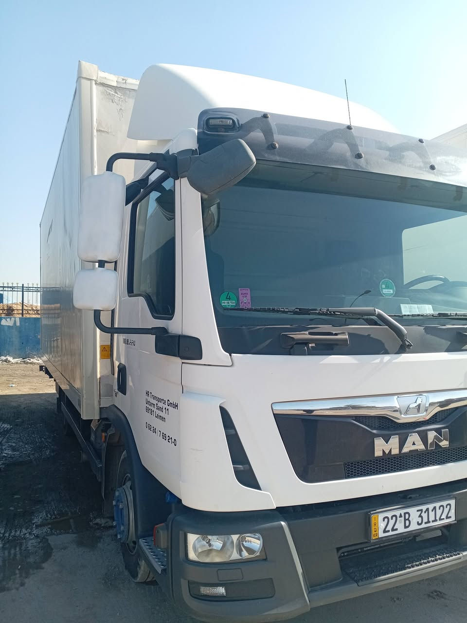 2016 فول مواصفات 
مكينة اربعة انجكتر
رقم أربيل جديد 
***********
***********
