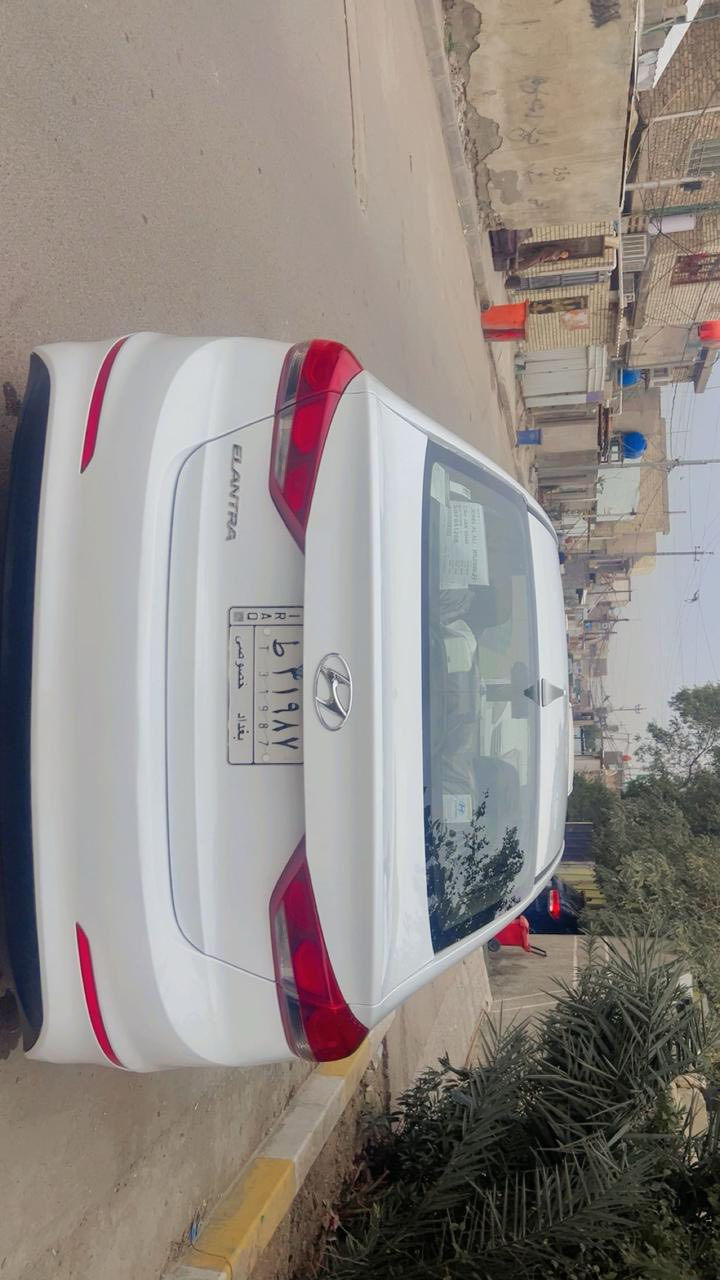 السلام عليكم لبيع لنتره 2018 وارد امريكي مكفولا كفله عامه معده بس لبنيد مصبوغ فقط سيارك كله ليبل واحد مكينه وكير مكفولت برغي مامفتوح بين شرط سياره ماشيه 110 حقيقي وكامله من جميع نوحي وبلعفيه على ليخضه السعر 130 وبيه مجال بصيطالعوان بغداد البلديات ماتوجد على لفيس رجان لحد يراسني شراي تصل ويدلل رقمي ***********
