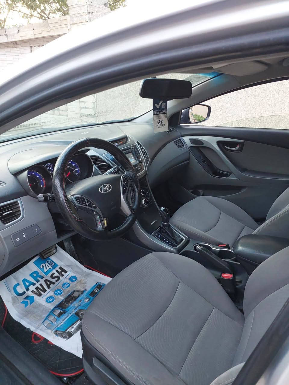 سلام عليكم الانترا 2015 امريكي حادثه جاملغ يمنة وبنيد كير ومكينة جدد مكينة 18000 دوش كير ومكينة ما مفتوحات تبريد وتدفئة  تخم تاير صدر امامي وخلفي بغداد وباسمي سنويه جديد ارقم جدد سنويه لل ٣١ تدفئة كشنات تحكمات استينرن  شاشة اصليه  السياره بيهه اربع قطع بدون دواخل السعر 103 العنوان بغداد ،شهداء البياع ،رقم الهاتف ***********
