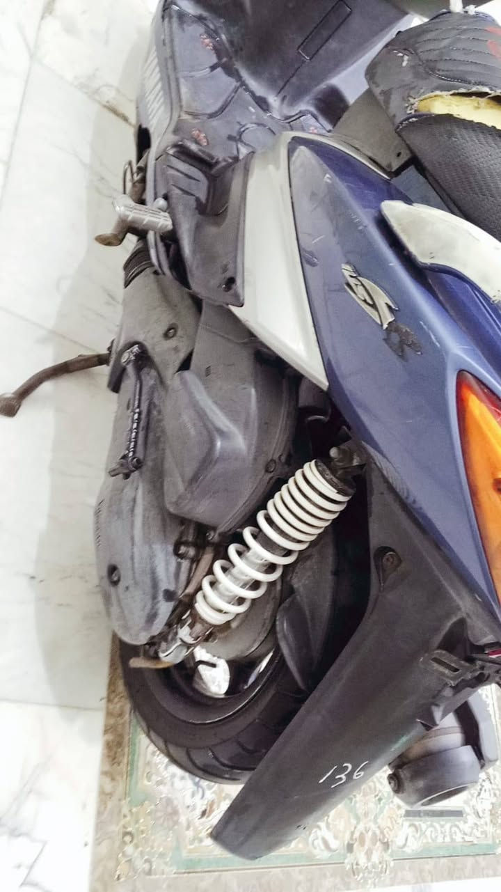 سلام عليكم دراجة سكنس فحل نوزل خطين كوري ام طلاعات للمراوس فقط ب جي تي ار
دراجة منزلها على ايدي مال بيت
دراجة مفتوحة مبدلة بوشة و بشتم
دراجة تخبل نصبة و شلعة 
بيها صدر رياضي من رمبة
دراجة نقص بيها 
1 تشبول طافي
2 اشاير طافية
3 كشن توشمة فقط
و باقي شغال
مكاني بغداد الحرية او شعلة 
***********
