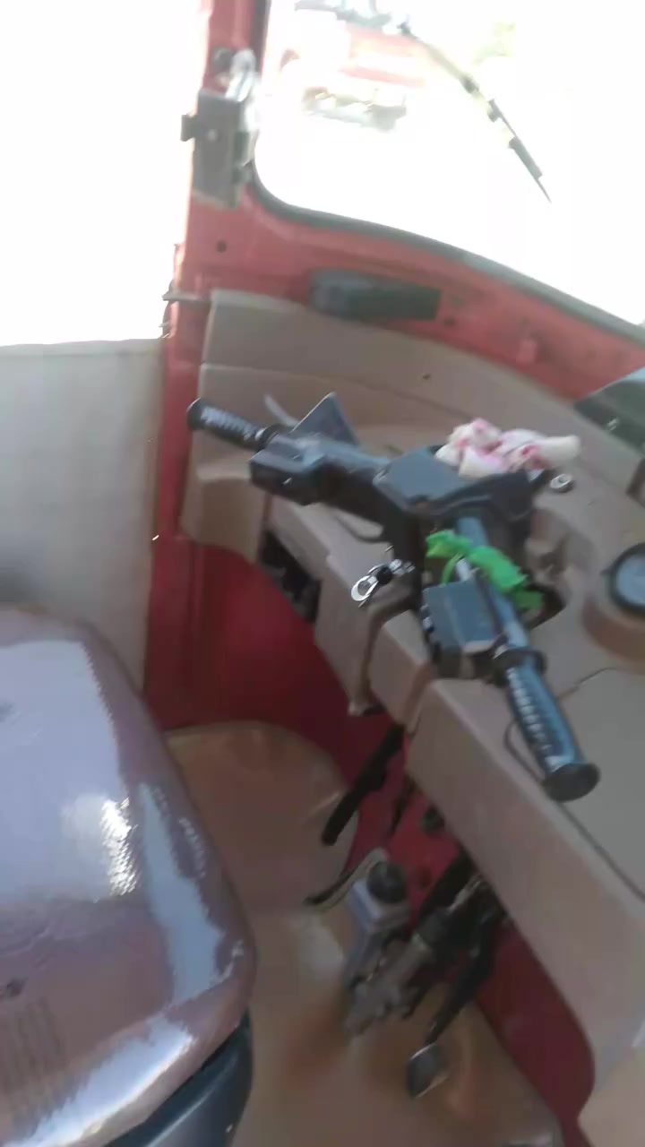 سلام عليكم تكتك للبيع موديل 18 نازله ب 19شهر 2 جادر وكهربائيات وتخم تاير كله جديده محرك عشرين ما بيه تنقيص دوشمه جديده ما بيه أي اخياس أوراق المصطفى مكفوله إلى الترقيم سعر 4600اوبيه مجال عنوان كوت واسط بالاحرار هذا رقمي ***********
