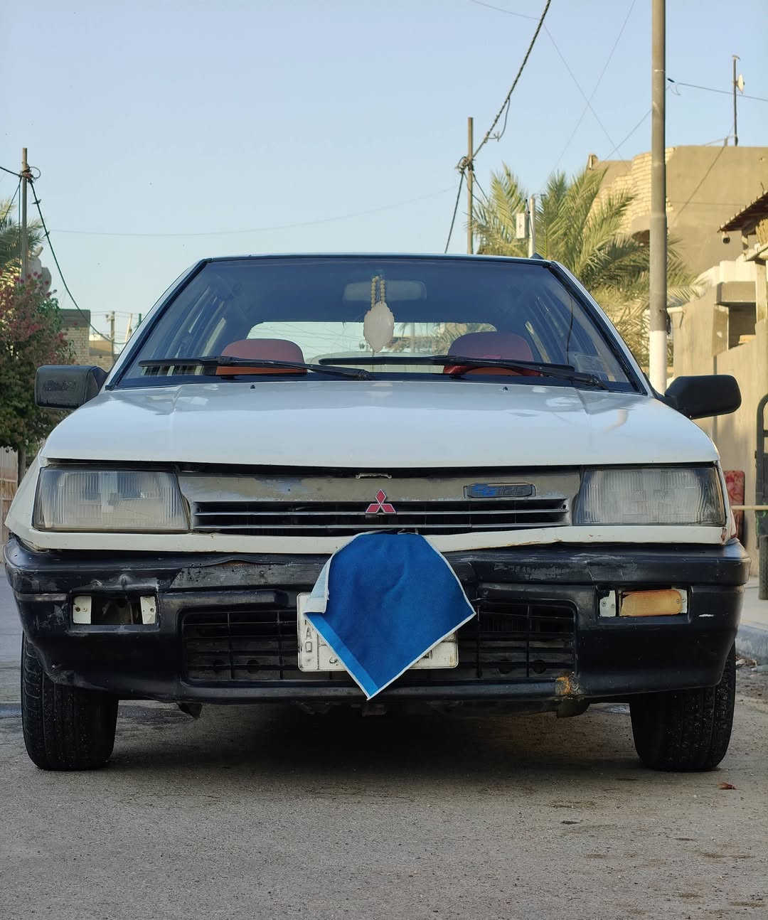 السلام عليكم
ميتسيبوشي لانسر 
موديل 88 
رقم نجف 
راعيها من الديوانية 
سنوية منتهية من 2019 

مكينة مستحقة 

السعر 16$ 
وبيها مجال 

العنوان واسط / العزيزية 

***********
***********
