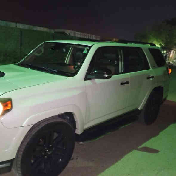 السلام عليكم
تويوتا فورنر 
موديل 2020
رقم اربيل 
فئة لمتد اعلا فئة وإعلا مواصفات
السيارة انضف بهواي من الصور مال جناي تحويل ثاني يوم 
حادثه بنيد وشباك فقط 
السعر 3دفاتر للاستفسار خاص او رقم ***********
