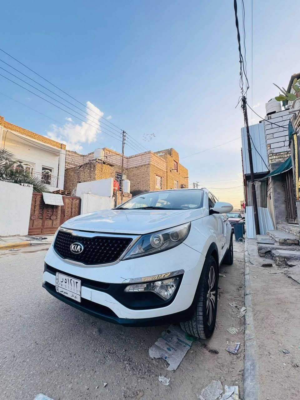 سبورتج ٢٠١٥ خليجي
مكفوله كفالة عامه... 
رقم ذي قار 
 محرك2000ع وضع شركه 
ماشيه 180  
مواصفات 
تحكمات ستيرن 
شاشه كامره 
حساسات لد نهاري سياره جاهزه 
سياره جديده جدا سعرها معقول بالعافيه ع الياخذها 

العنوان ذي قار الناصريه مدينه الصدر
رقم صاحب السياره 
***********
السعر :: 165
