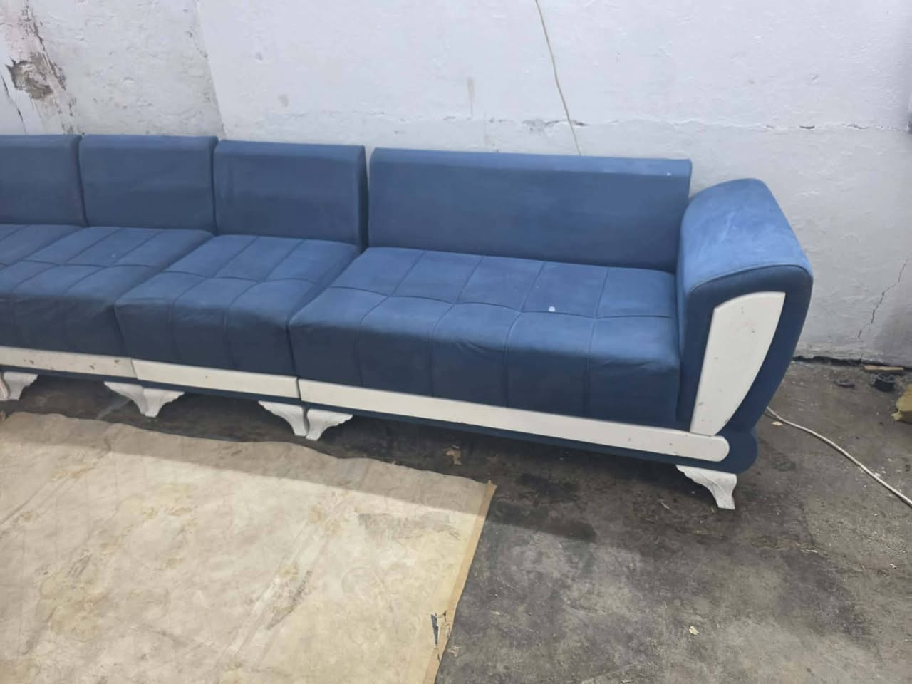 ديوان تركي ١٠ مقعد يجي وياها مفرش وكوشات سعر ٢٠٠ المكان بغداد الشعلة ويوجد توصيل لجميع المناطق بغداد


**إذا كنت صاحب هذا الإعلان وتريد حذفه لأي سبب، رجاءا أرسل رسالة إلى الدعم الفني**